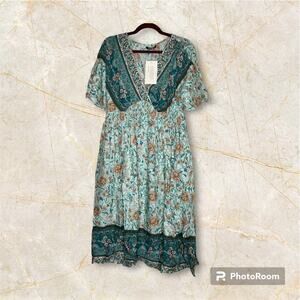 BloomChic 1X 14 16 Blue Floral Midi Boho Dress Short Sleeve Women